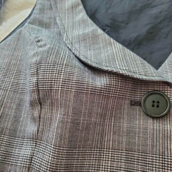 Cropped vest - Picture 4 of 9